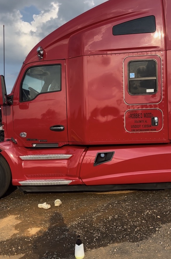 713606DD-3B6B-4029-A7CF-C0D8EC69AF6E_1_201_a